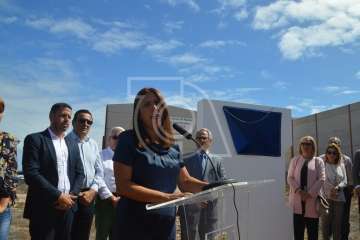 Descubrimiento de la placa de la calle que lleva el nombre de Sebastián Grisaleña (Foto TA)